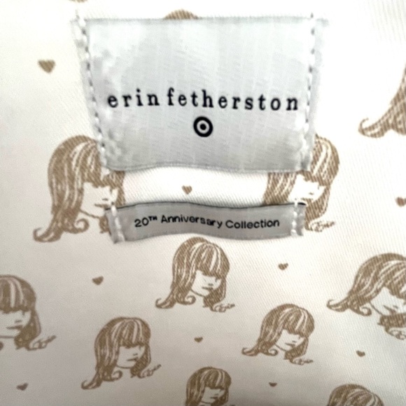 Erin Fetherston x Target heart tote shoulder bag in beige / cream faux suede - Picture 4 of 4